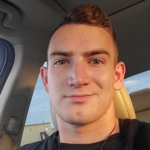 Meet your Posher, Zac